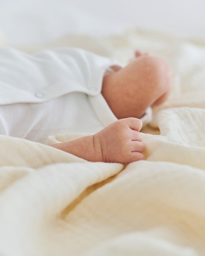 なぜガーゼは赤ちゃんにいいの? -敏感肌編-