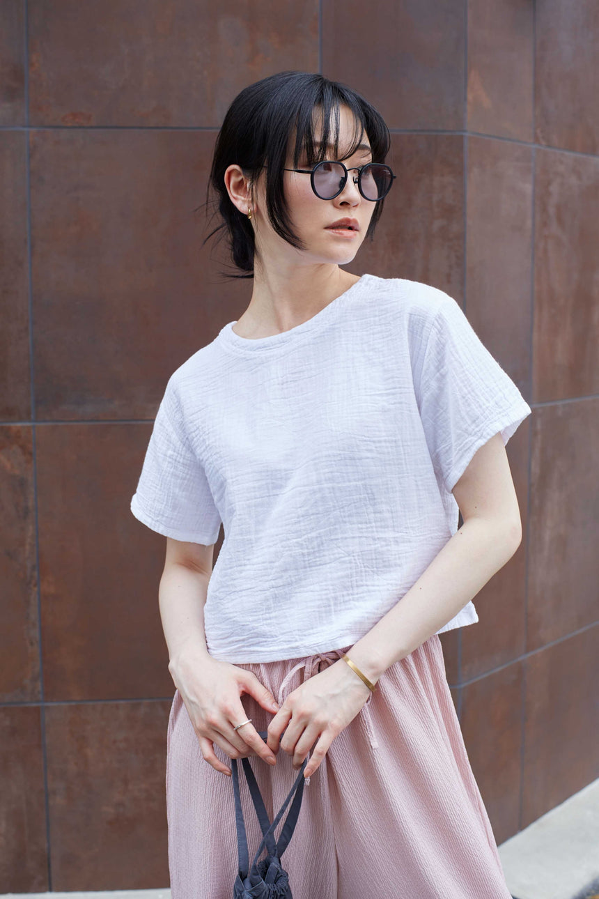 ショート丈半袖Tシャツ