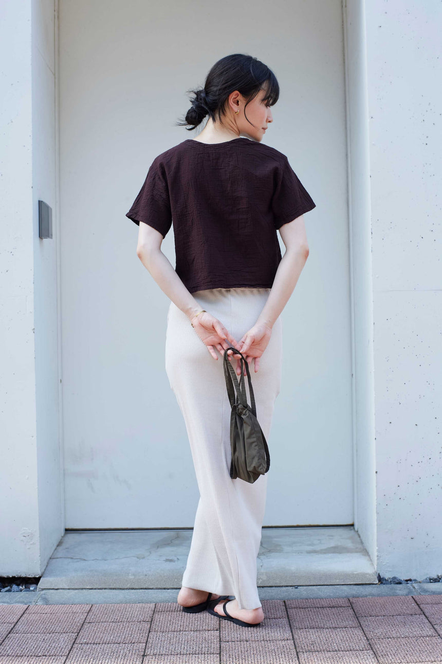 ショート丈半袖Tシャツ